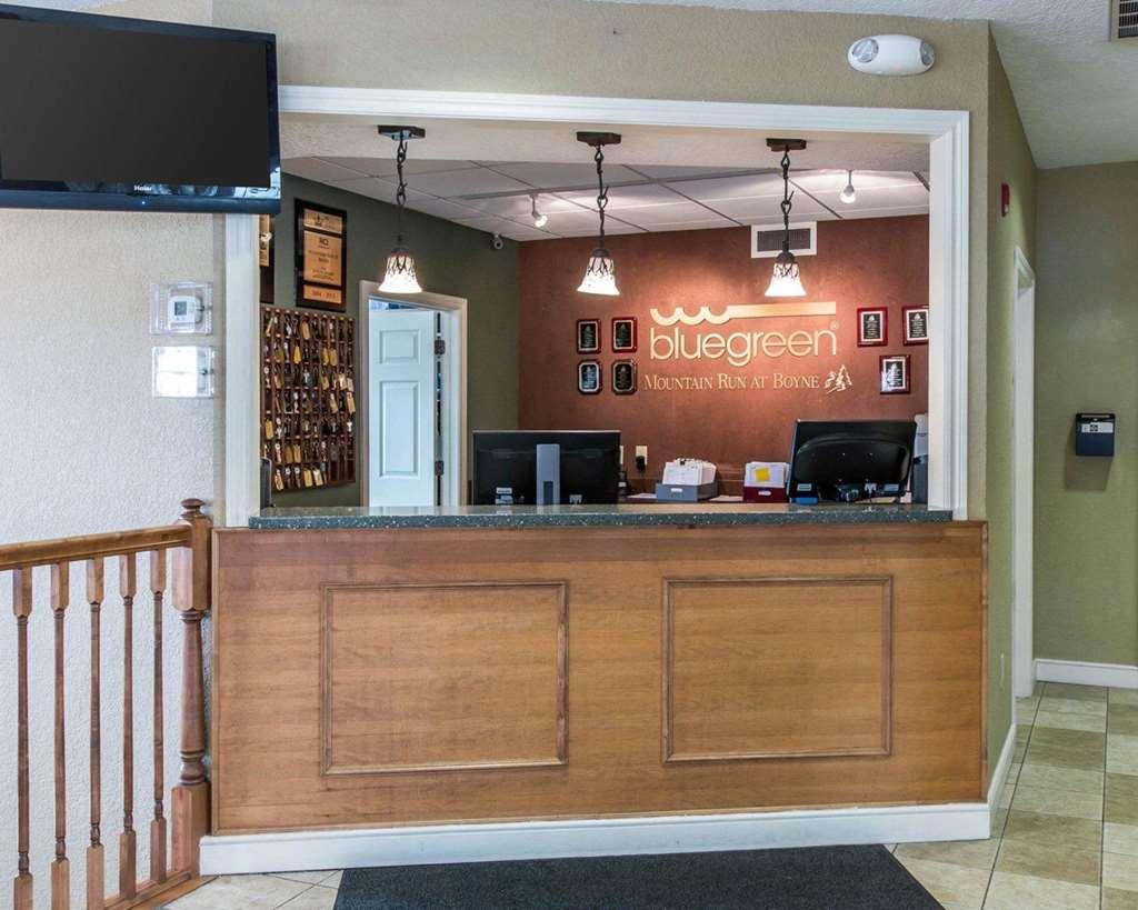 Mountain Run At Boyne Hotel Boyne Falls Interior foto
